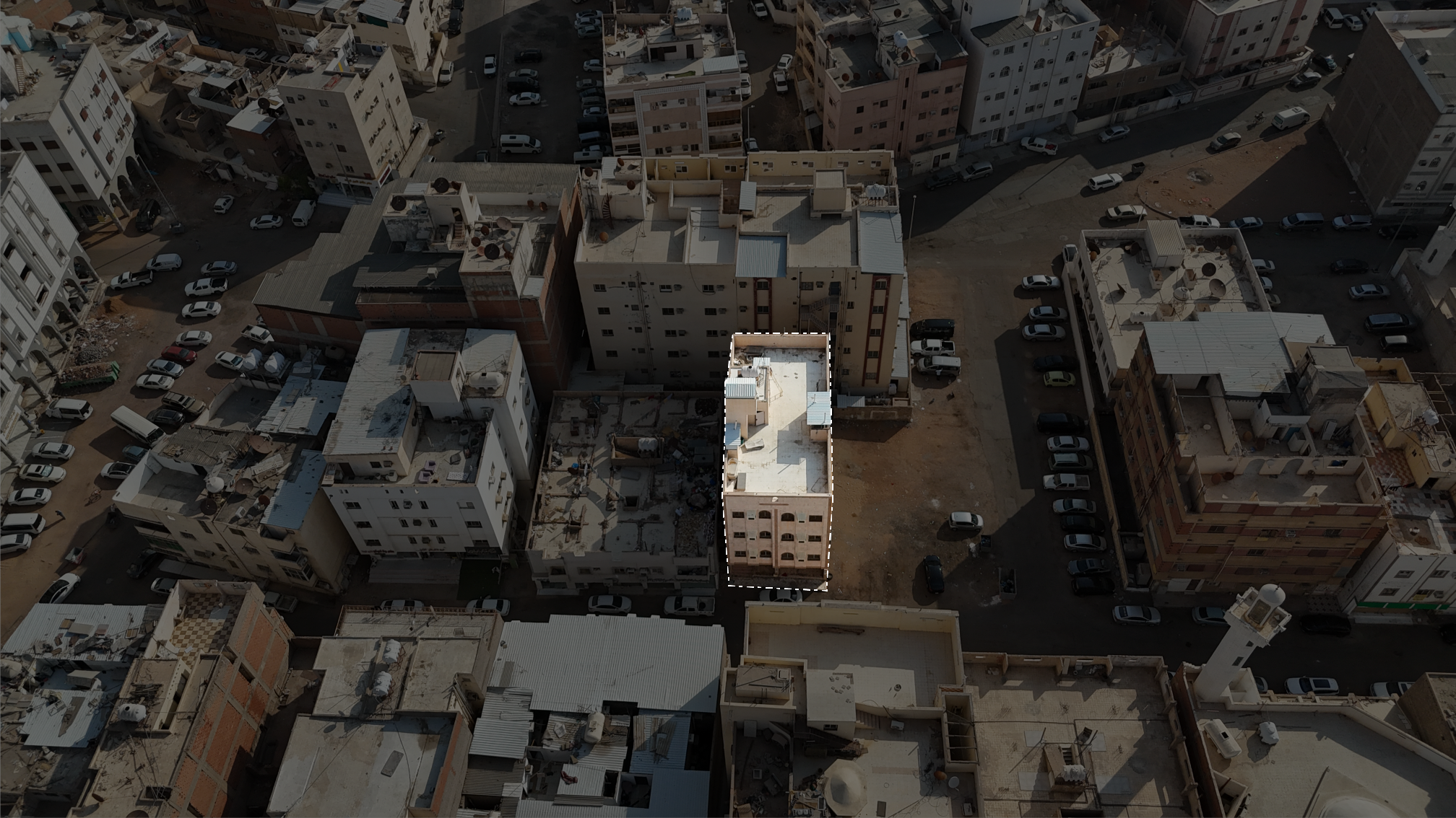 عمارة بحي بنى ظفر بمنطقة العالية